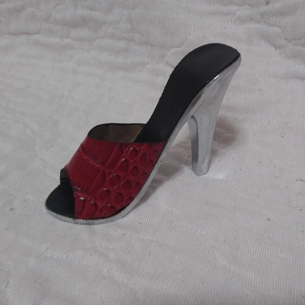 Wild Eye High Heel Bottle Opener